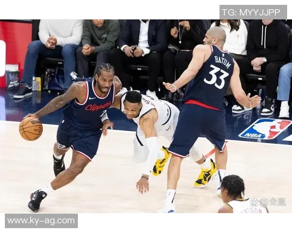 巴图姆谈防守巴特勒绝杀时刻的关键决策与自我责任感