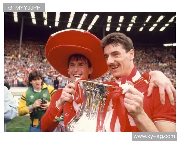 达格利什谈罗伯逊未来希望留队取决于利物浦的态度 达格利什谈罗伯逊未来希望留队取决于利物浦的态度